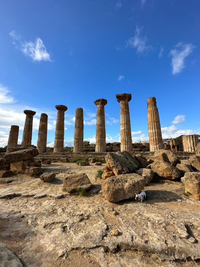 Akragaroom Agrigento Bagian luar foto